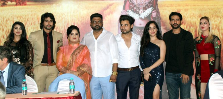 Mahurat of Mahi and Scissor (1)