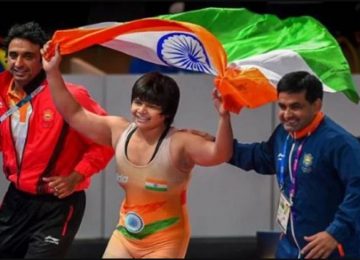 दिव्या ने जीता स्वर्ण पदक