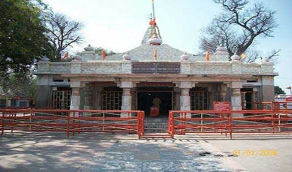 देवीपाटन मंदिर 31 मार्च तक बंद