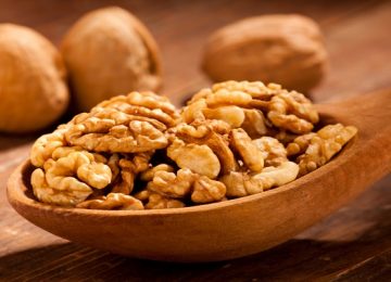 अखरोट walnuts