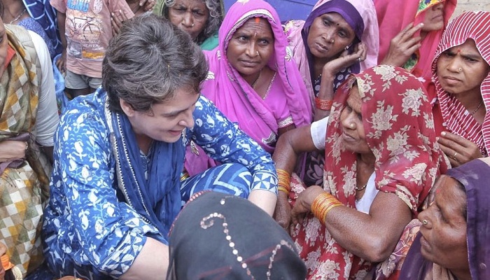 Priyanka Gandi in prayagraj