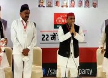 Akhilesh yadav in mirzapaur