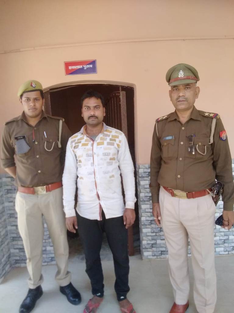 वजीरगंज पुलिस ने गौवध अधिनियम के आरोप में वांछित आरोपित गिरफ्तार