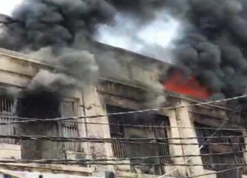 fierce fire in plastic warehouse in bulandshahar