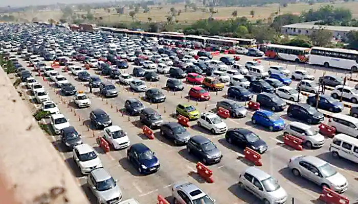 Traffic Jam on Loharli toll