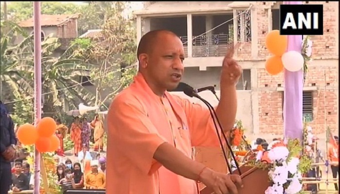 cm YogiAditynath in hugali