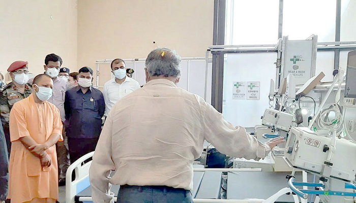 Yogi Visited DRDO Hospital