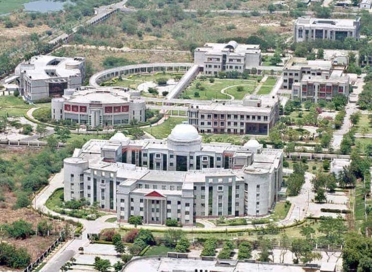 CSJM_University
