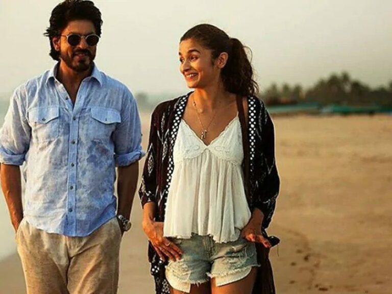 alia-bhatt-shah-rukh-khan_640x480_61478946730.v1-1068x801