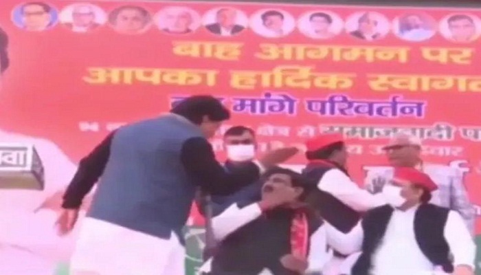 akhilesh yadav