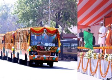 CM Yogi flagged off 115 buses