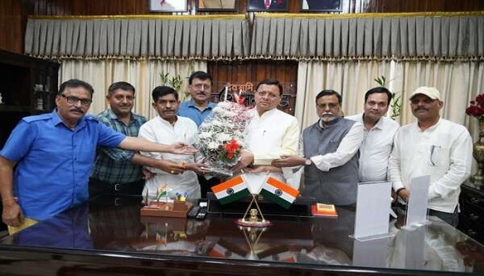 Delegation of journalists met CM Dhami