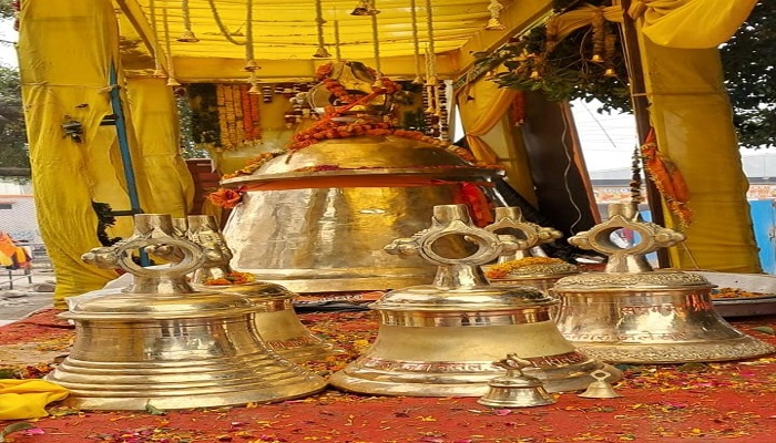 2400 kg bell handed over for Ram temple