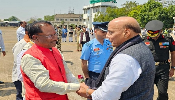 Rajnath Singh welcomed by CM Visnudev Sai