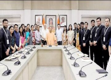 CM Yogi met trainee officers