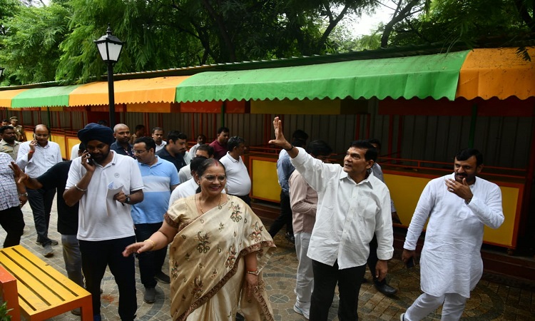 AK Sharma