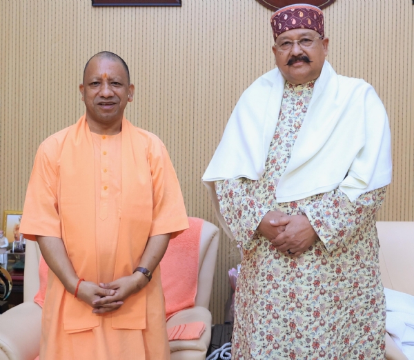 Uttarakhand Tourism Minister Satpal Maharaj met CM Yogi