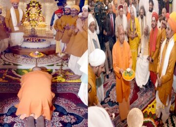 CM Yogi bowed his head at the feet of Ram Lala