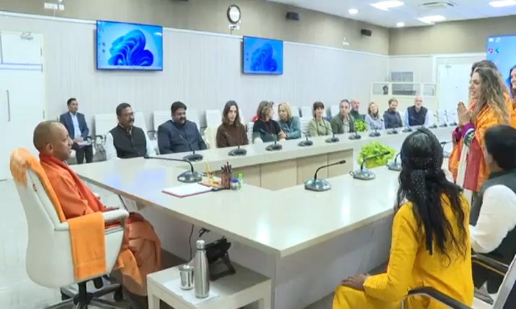 Italian delegation met CM Yogi