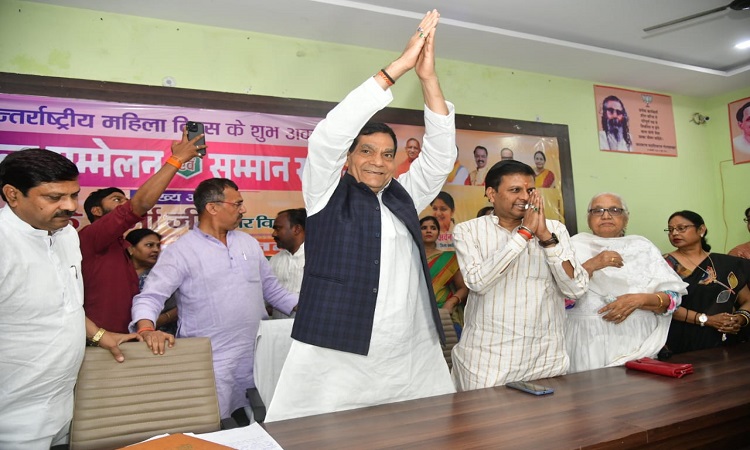 AK Sharma