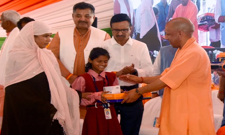 CM Yogi