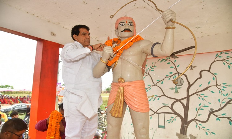 AK Sharma
