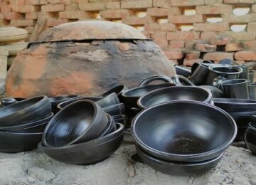 Black Pottery