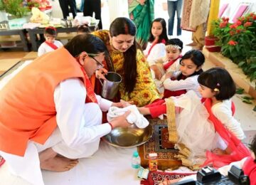 CM Dhami did Kanya Pujan on Navami