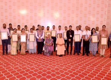 21 products of Uttar Pradesh got GI tag certificate