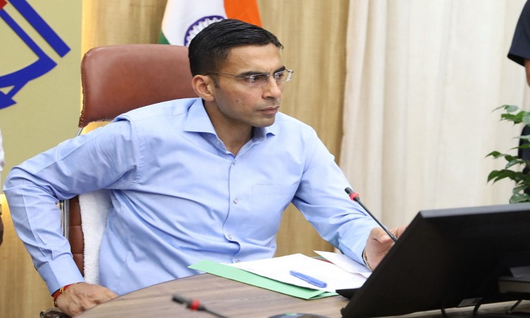 DM Savin Bansal