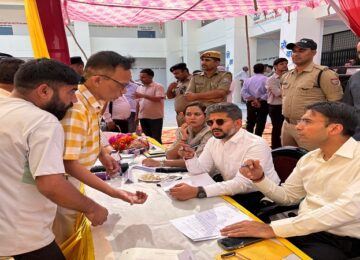 DM Savin Bansal