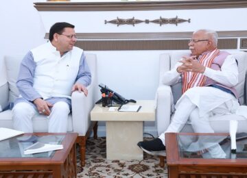 CM Dhami met Union Energy Minister Manohar Lal Khattar