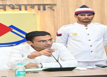 DM Savin Bansal