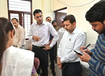 DM Savin Bansal