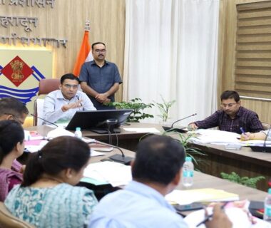 DM Savin Bansal