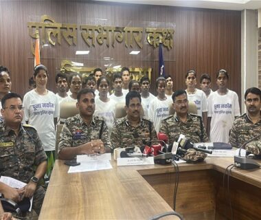 23 dreaded Naxalites surrendered