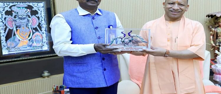 ISRO chairman met CM Yogi