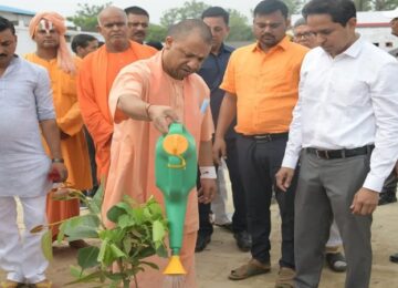 CM Yogi