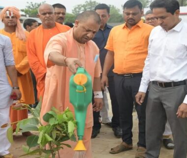 CM Yogi