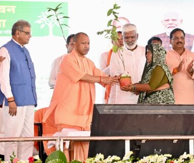 CM Yogi