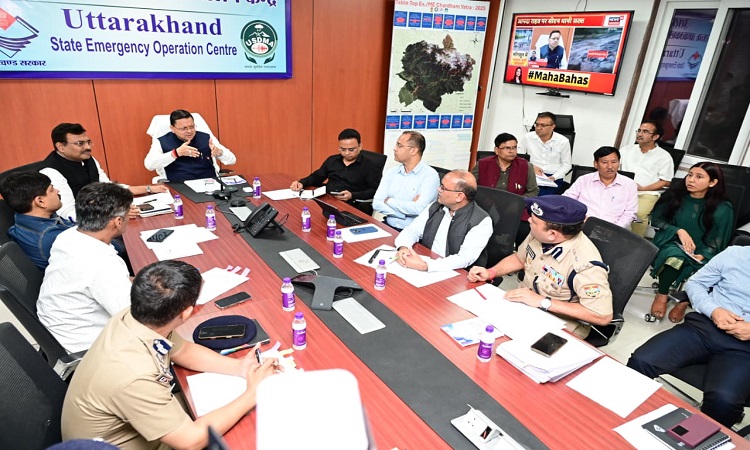 CM Dhami reached the State Emergency Operations Center