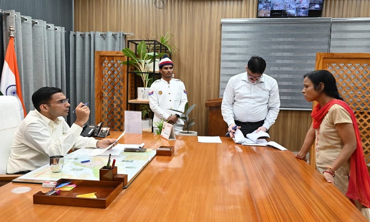 DM Savin Bansal