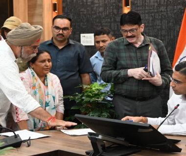 DM Savin Bansal