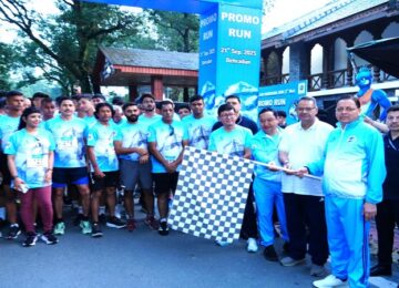 CM Dhami flagged off the Adi Kailash Parikrama Run