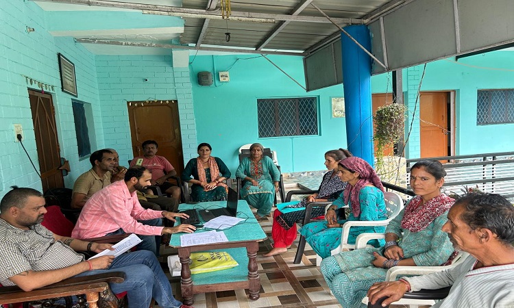 Senior officials of the departments are present in the Kandariana disaster-affected areas