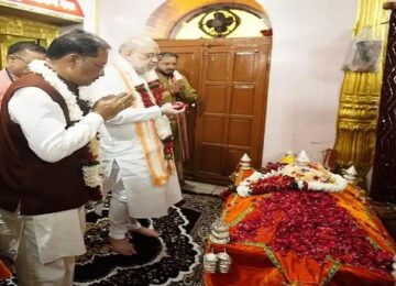 Amit Shah and CM Sai worshiped Goddess Danteshwari.