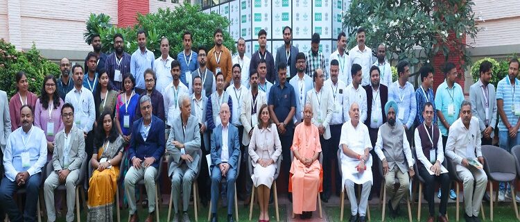 CM Yogi attends DSR Conclave in Varanasi