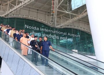 CM Yogi inspected the Noida International Airport.