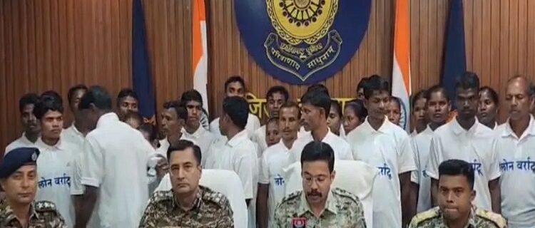 37 Naxalites surrender in Dantewada