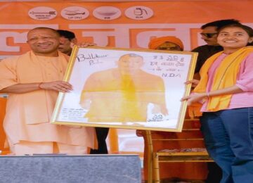 CM Yogi held a rally in Pipra assembly constituency